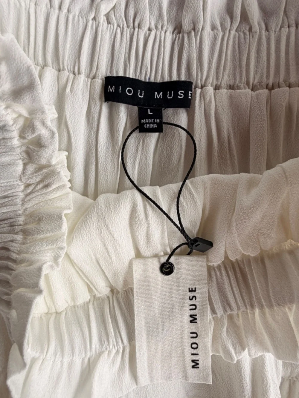 Miou Muse White Tiered Ruffle Mini Skirt | Lace Trim Boho Skirt NWT Size L - Picture 4 of 5